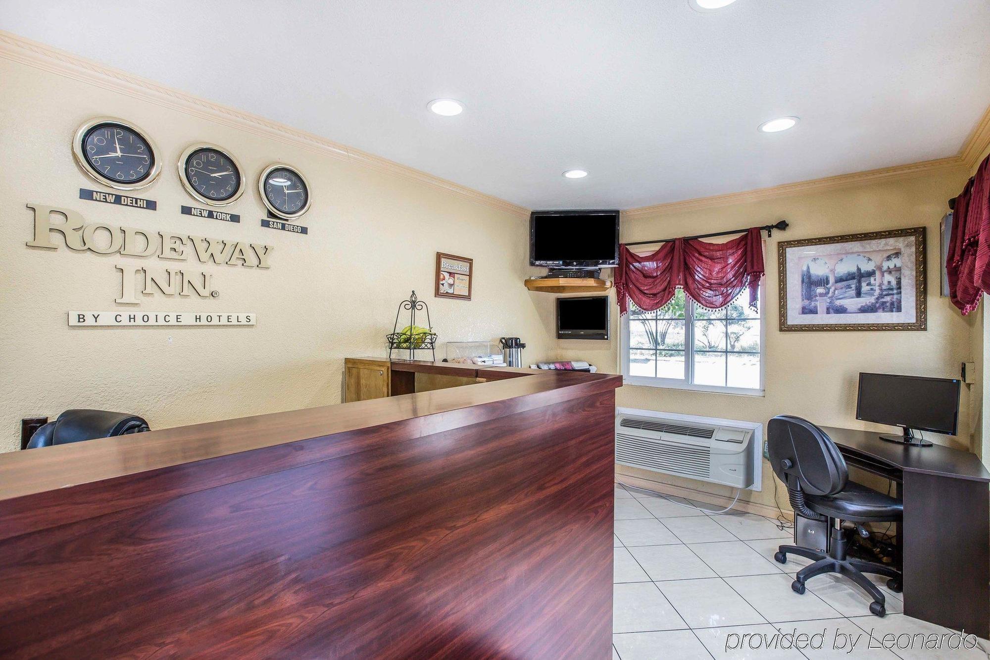 Rodeway National San Diego South Inn 2*