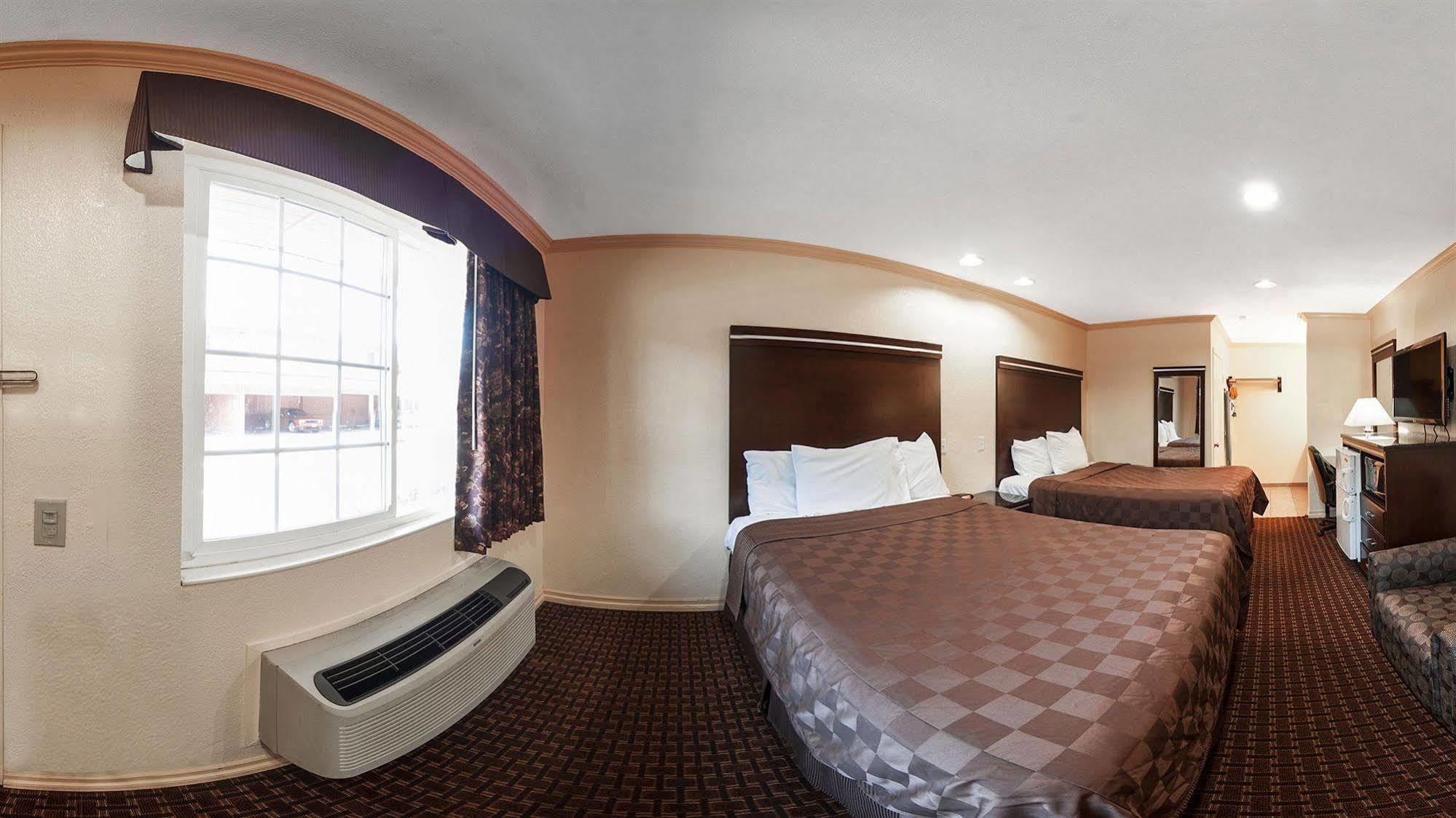 Rodeway National San Diego South 2*